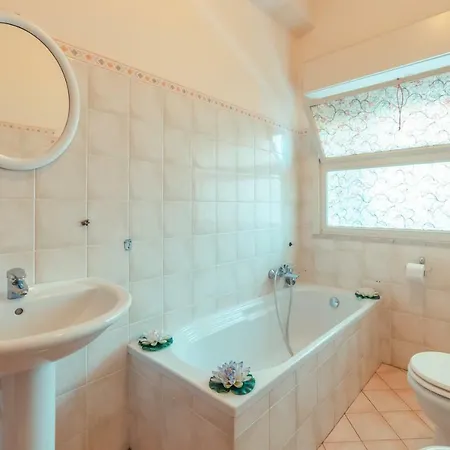 Theokles Apartment *